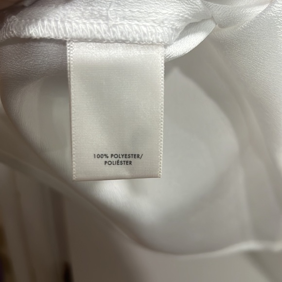 NWT Ann Taylor White polyester Blouse size L. Adjustable sleeves . - Picture 6 of 6